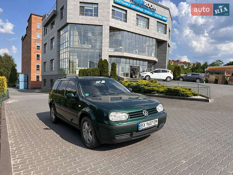 Універсал Volkswagen Golf 2003 в Хмельницькому