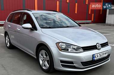 Универсал Volkswagen Golf 2015 в 