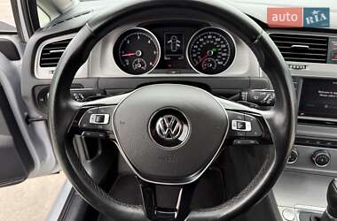Универсал Volkswagen Golf 2015 в 
