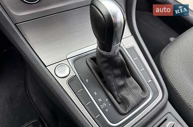 Универсал Volkswagen Golf 2015 в 