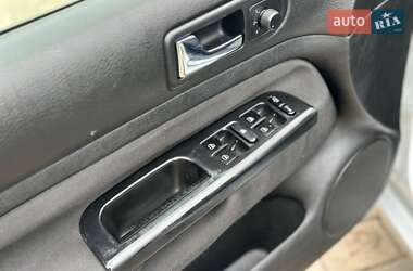 Универсал Volkswagen Golf 2003 в 