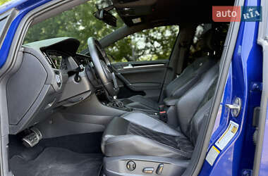 Хэтчбек Volkswagen Golf 2014 в 