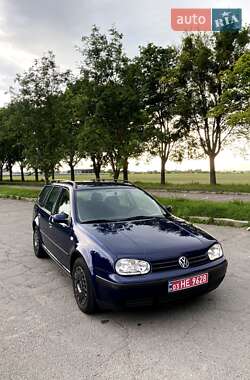 Универсал Volkswagen Golf 2000 в 
