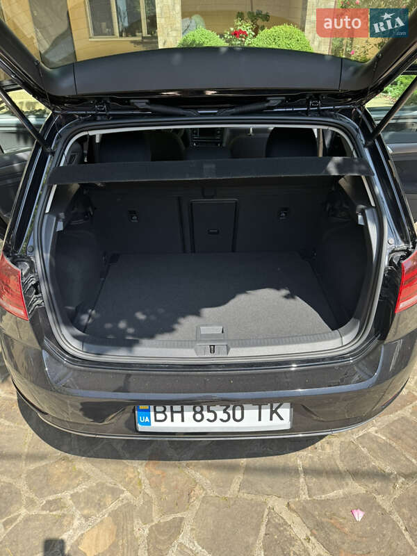 Универсал Volkswagen Golf 2020 в Одессе