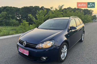 Универсал Volkswagen Golf 2013 в 
