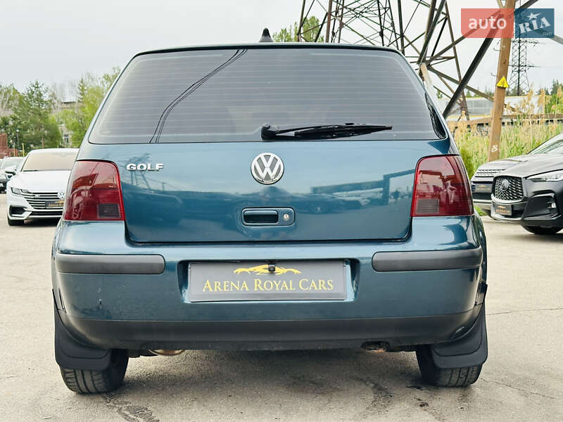 Хетчбек Volkswagen Golf 2000 в Харкові