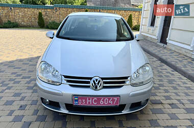Хэтчбек Volkswagen Golf 2007 в 