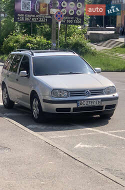 Универсал Volkswagen Golf 2002 в 