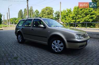 Универсал Volkswagen Golf 2001 в 