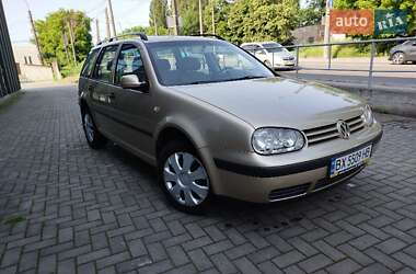 Универсал Volkswagen Golf 2001 в 
