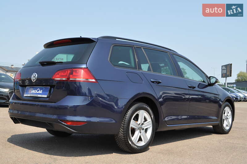 Универсал Volkswagen Golf 2014 в Киеве