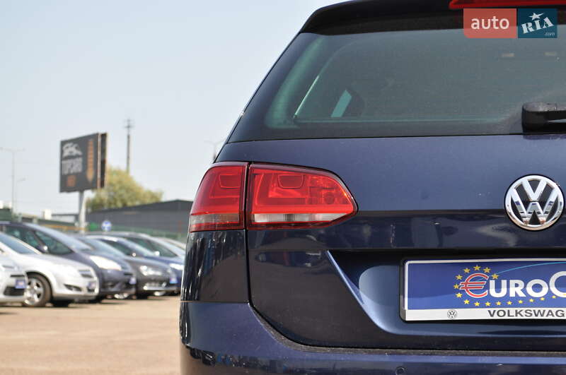 Универсал Volkswagen Golf 2014 в Киеве