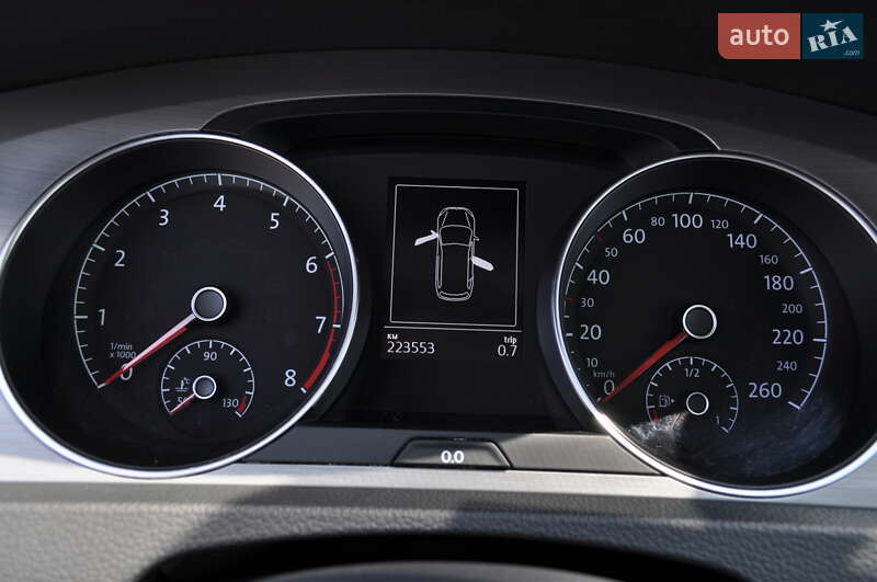 Универсал Volkswagen Golf 2014 в Киеве