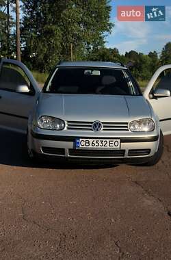 Універсал Volkswagen Golf 2000 в Чернігові