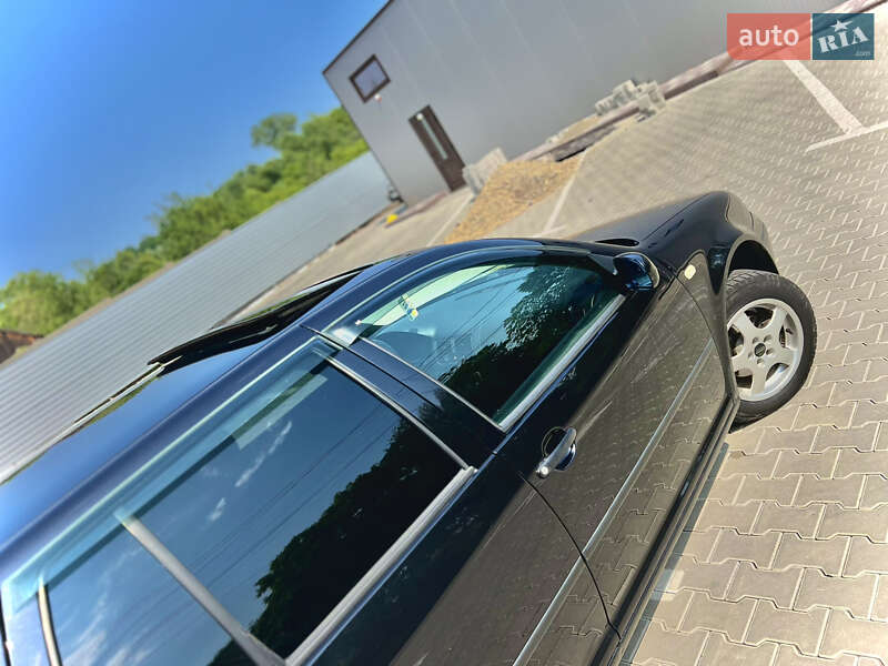 Хетчбек Volkswagen Golf 1999 в Чернівцях