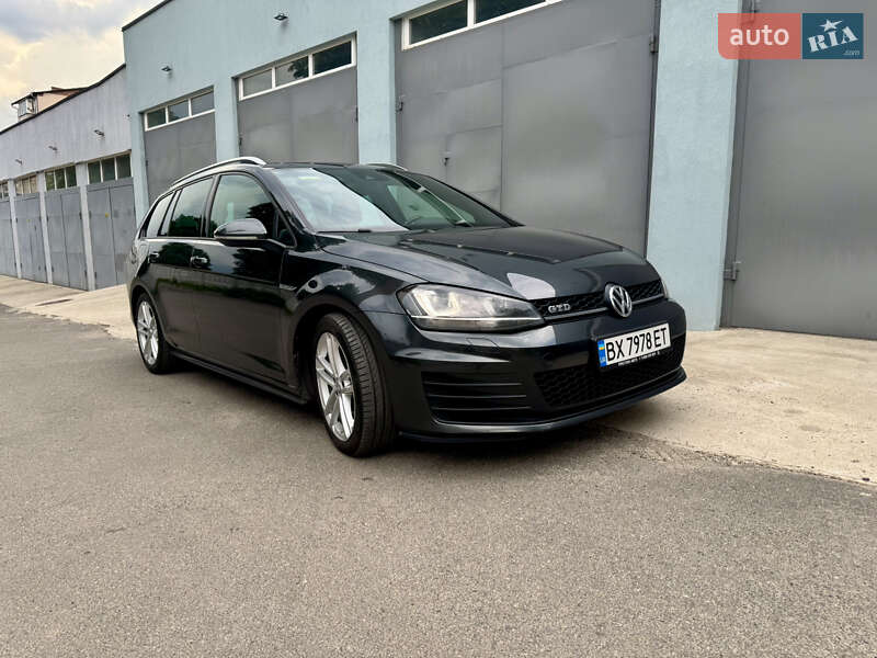 Универсал Volkswagen Golf 2016 в Хмельницком