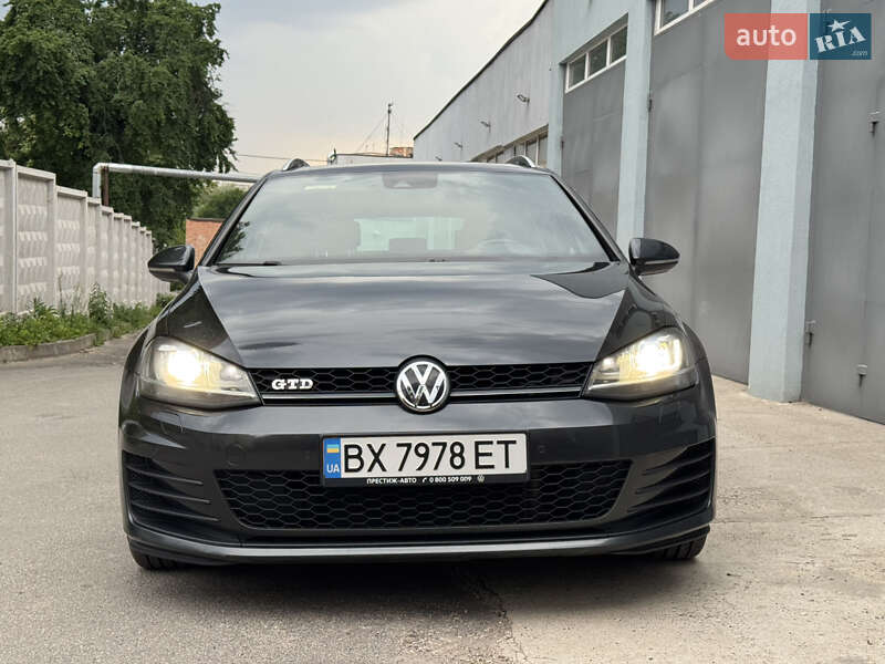 Универсал Volkswagen Golf 2016 в Хмельницком