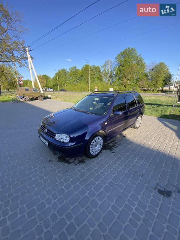 Универсал Volkswagen Golf 2000 в Виннице