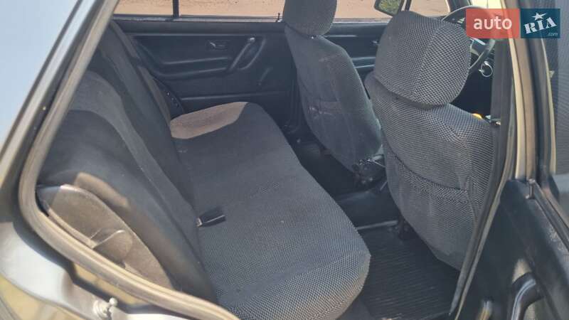 Хэтчбек Volkswagen Golf 1987 в Черновцах