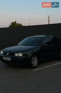 Хэтчбек Volkswagen Golf 2000 в Ладыжине