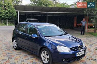 Хетчбек Volkswagen Golf 2008 в Мукачевому