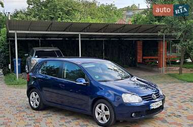 Хэтчбек Volkswagen Golf 2008 в 