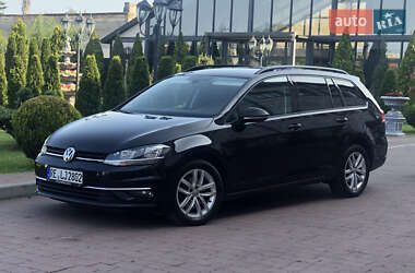 Універсал Volkswagen Golf 2018 в Стрию