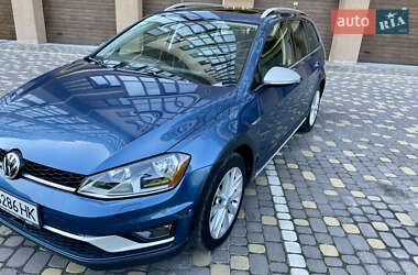 Универсал Volkswagen Golf 2017 в 