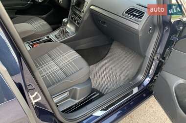 Универсал Volkswagen Golf 2015 в 