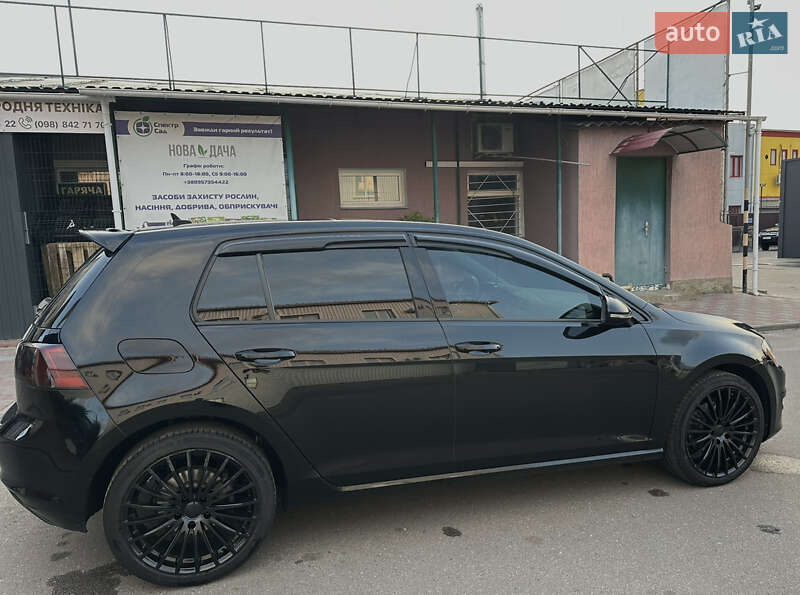 Хэтчбек Volkswagen Golf 2015 в Прилуках фото 5 Хэтчбек Volkswagen Golf 2015 в Прилуках