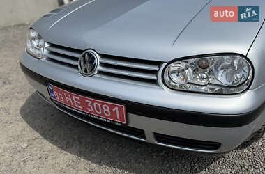 Універсал Volkswagen Golf 2000 в 