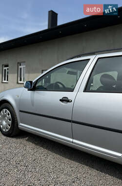 Універсал Volkswagen Golf 2000 в 