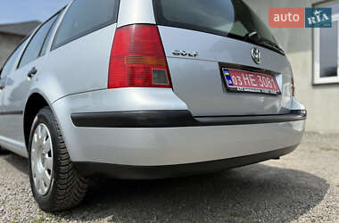 Універсал Volkswagen Golf 2000 в 