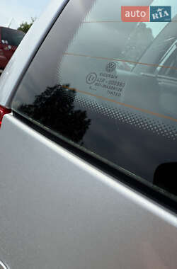 Універсал Volkswagen Golf 2000 в 