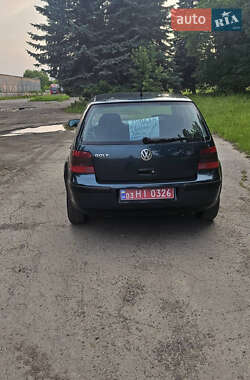 Хэтчбек Volkswagen Golf 2001 в 