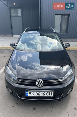Универсал Volkswagen Golf 2010 в Сарнах
