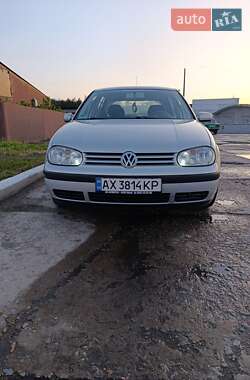 Хэтчбек Volkswagen Golf 1999 в Богодухове