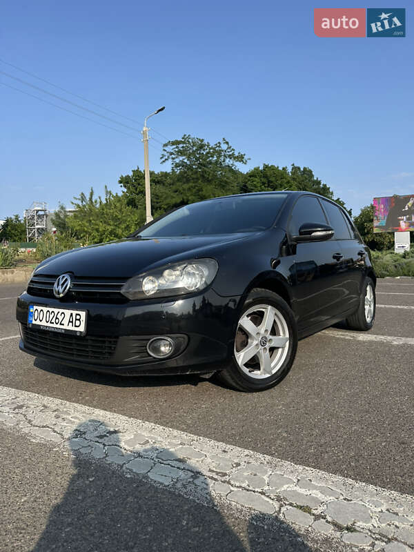 Хетчбек Volkswagen Golf 2009 в Одесі