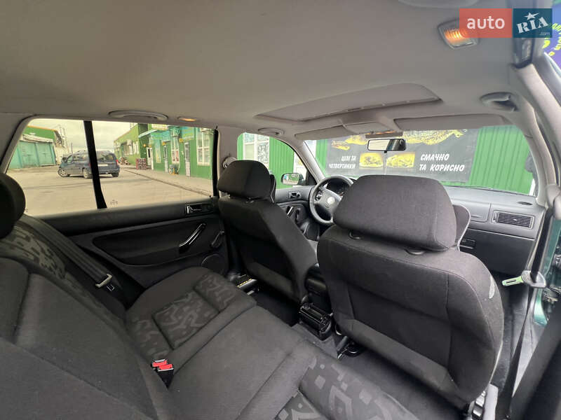 Хэтчбек Volkswagen Golf 1998 в Хмельницком