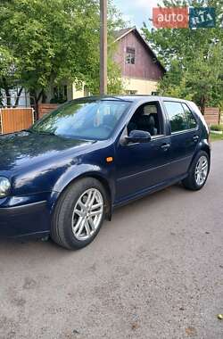 Хетчбек Volkswagen Golf 1998 в Гадячі