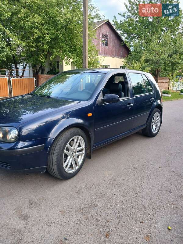 Volkswagen Golf 1998