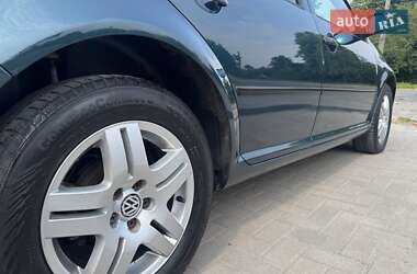 Универсал Volkswagen Golf 2002 в 
