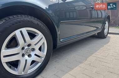 Универсал Volkswagen Golf 2002 в 