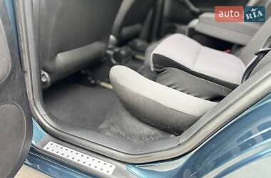 Универсал Volkswagen Golf 2002 в 