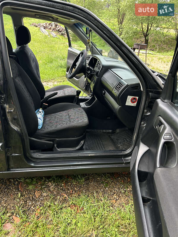 Универсал Volkswagen Golf 1997 в Сторожинце