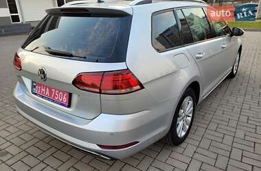 Универсал Volkswagen Golf 2018 в 