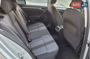 Универсал Volkswagen Golf 2018 в 