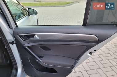 Универсал Volkswagen Golf 2018 в 