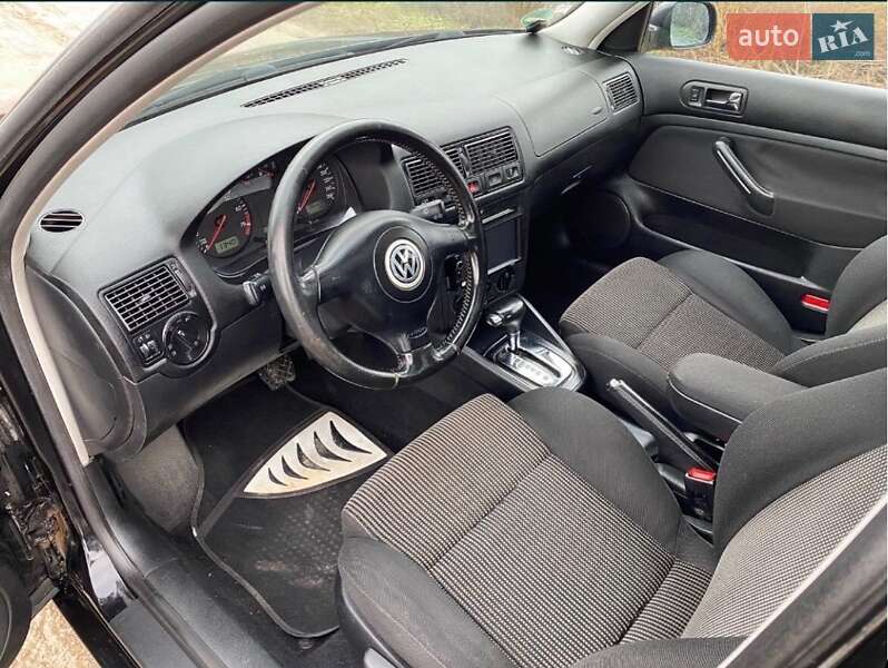 Хэтчбек Volkswagen Golf 2000 в Тернополе