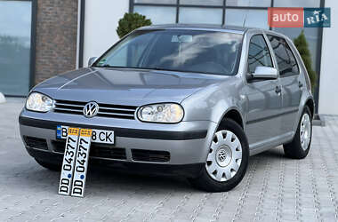 Хэтчбек Volkswagen Golf 2004 в Тернополе